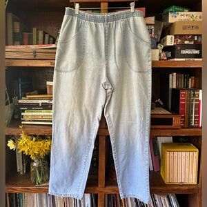 Worn comfy elastic jeans